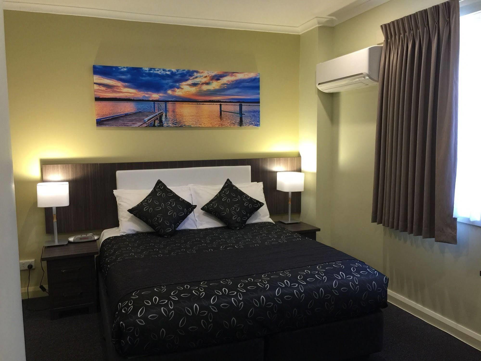 Park Squire Motor Inn & Serviced Apartments Melbourne City Exterior foto