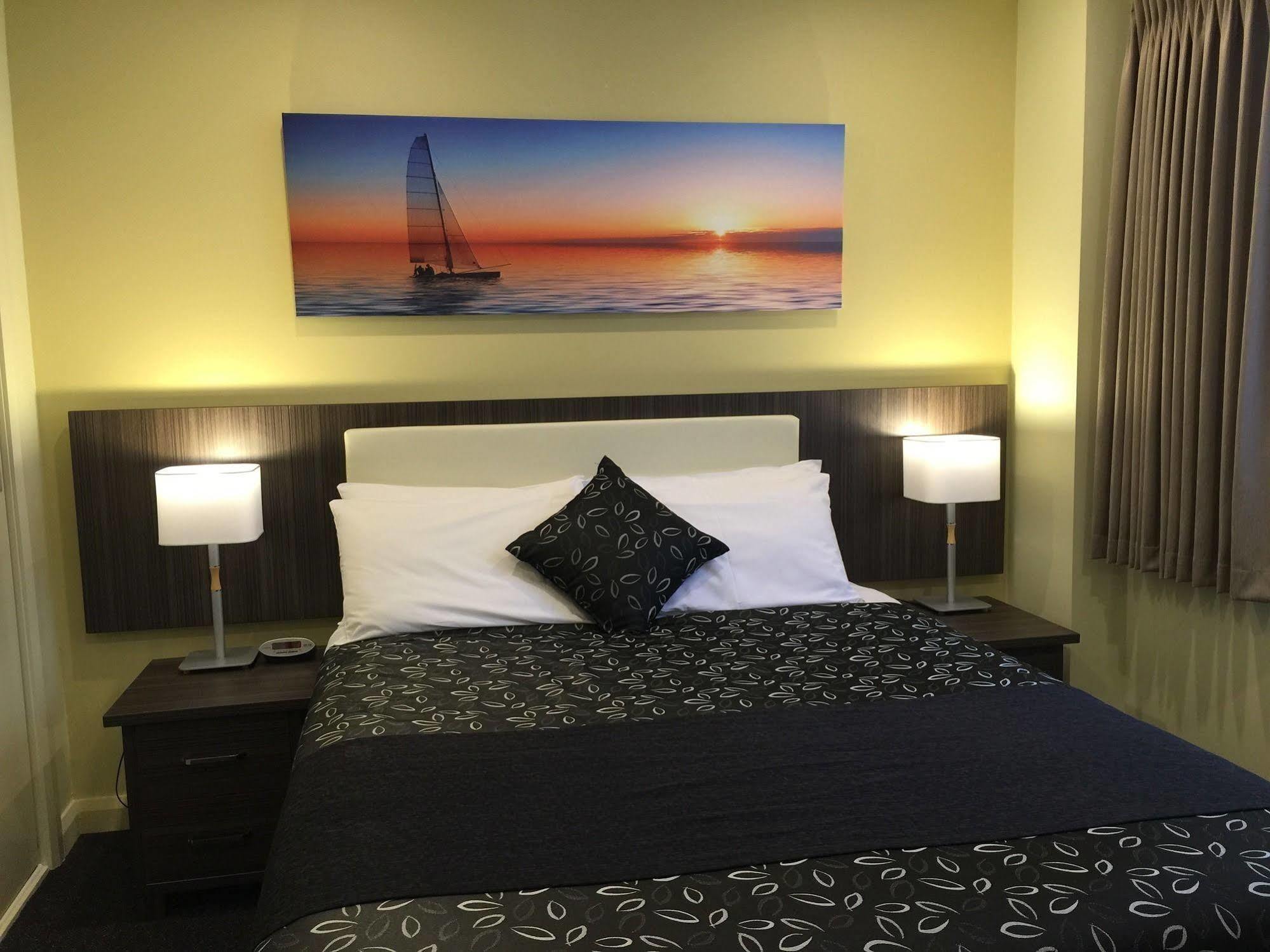 Park Squire Motor Inn & Serviced Apartments Melbourne City Exterior foto